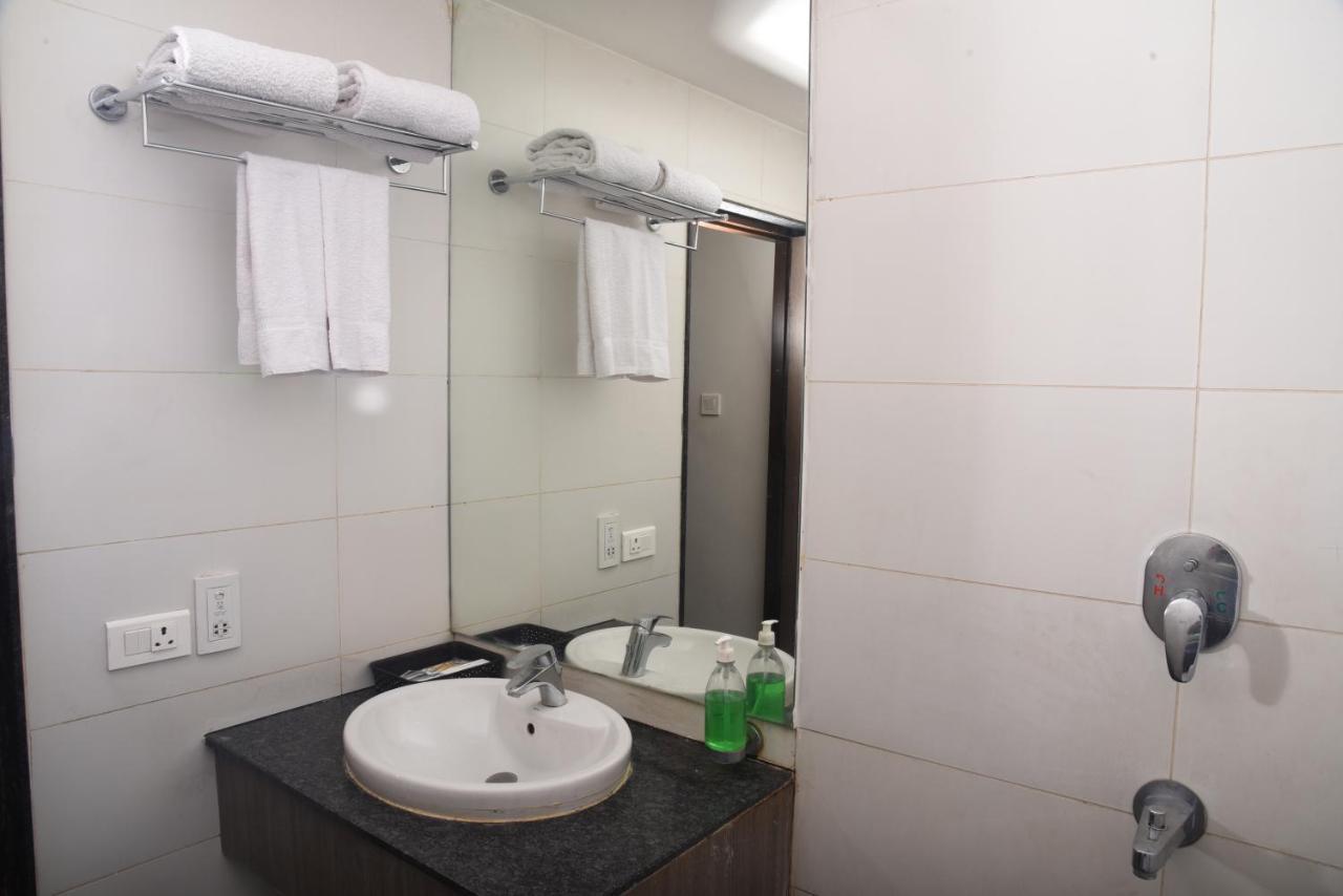 Hotel Sabareesh Park Madurai Esterno foto